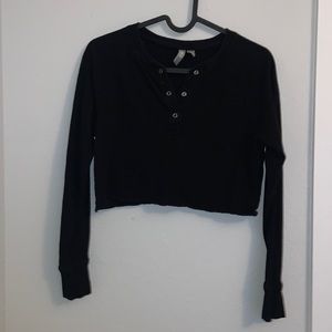 Black Long Sleeve Cropped Top